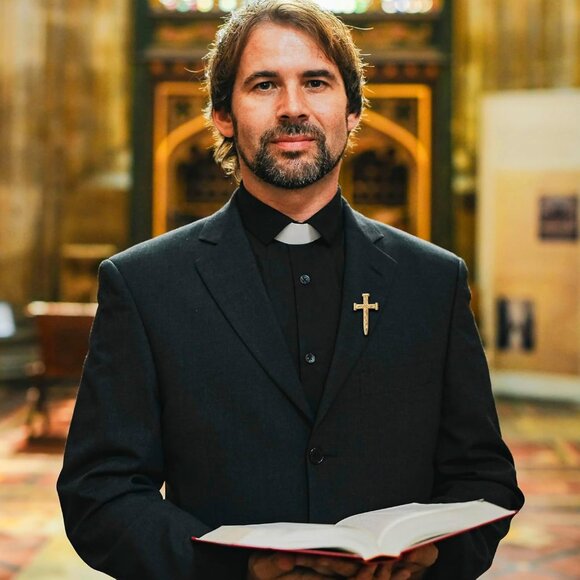 50 Pcs Gold Cross Pins Bulk Christian Jewelry for Men Women Chaplain Church Pray - Picture 5 of 6